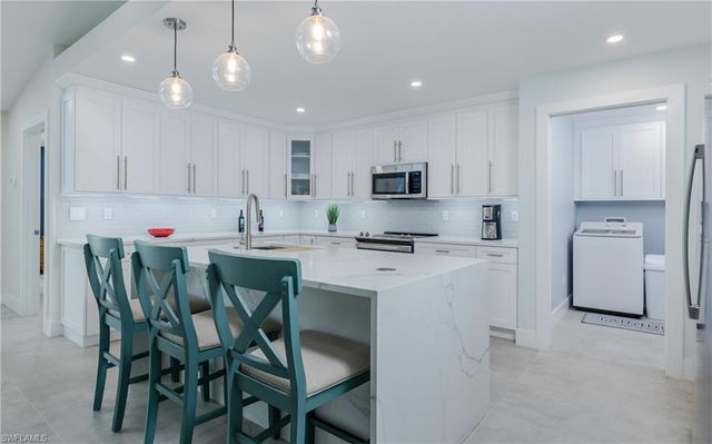 2207 Surfside BLVD, Cape Coral, FL 33991