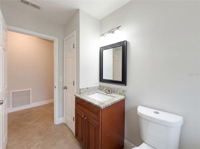 1696 CHATHAM CIRCLE, Apopka, FL 32703