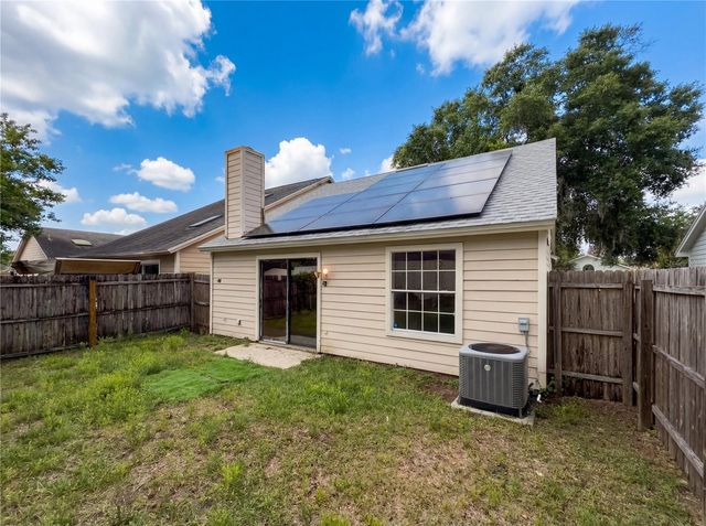 1696 CHATHAM CIRCLE, Apopka, FL 32703