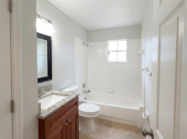 1696 CHATHAM CIRCLE, Apopka, FL 32703