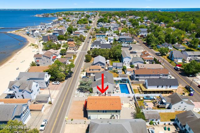 334 E Bayview Avenue, Ocean Gate, NJ 08740