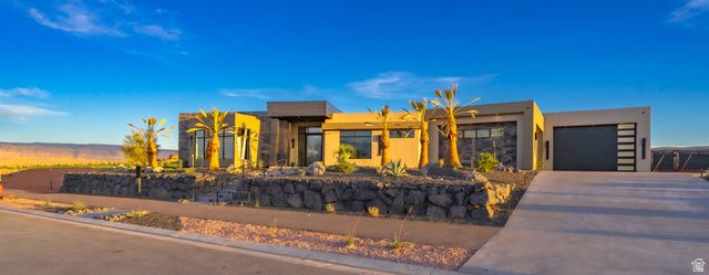 5657 W SCATTERED STARS WAY, Hurricane, UT 84737