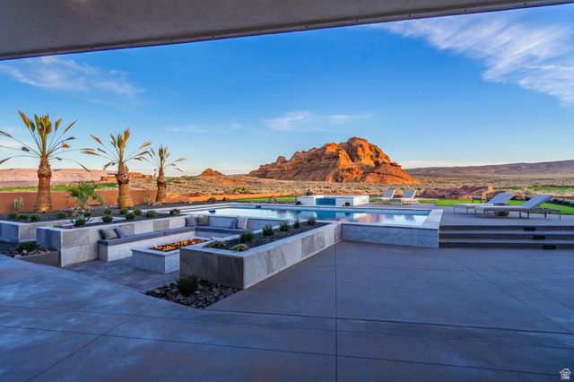 5657 W SCATTERED STARS WAY, Hurricane, UT 84737