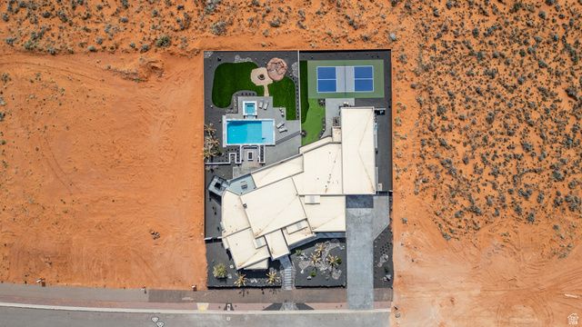 5657 W SCATTERED STARS WAY, Hurricane, UT 84737