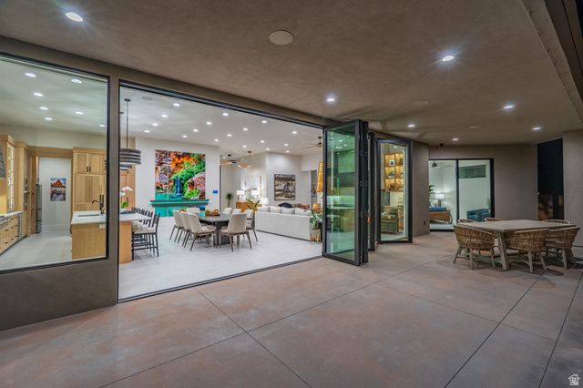 5657 W SCATTERED STARS WAY, Hurricane, UT 84737