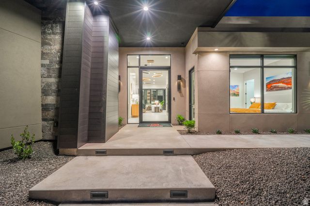 5657 W SCATTERED STARS WAY, Hurricane, UT 84737