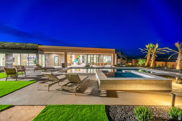 5657 W SCATTERED STARS WAY, Hurricane, UT 84737