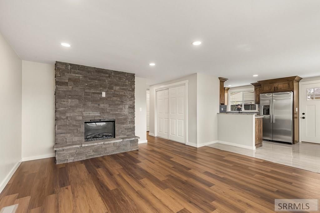 Image 5 of property listing at 1139 Garfield Street, Idaho Falls, ID 83401