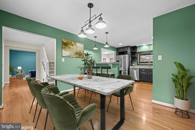 909 ASHBURN ST, Herndon, VA 20170
