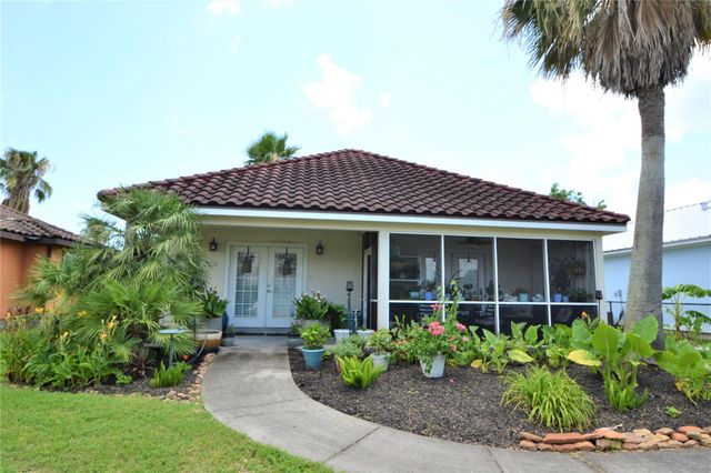 278 Debbie Lane, San Leon, TX 77539