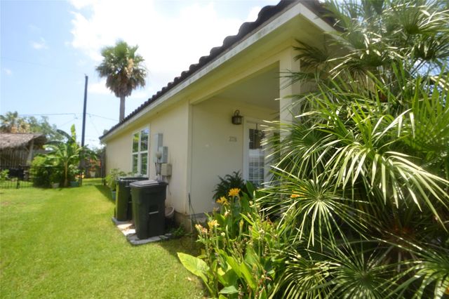 278 Debbie Lane, San Leon, TX 77539