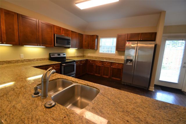 278 Debbie Lane, San Leon, TX 77539