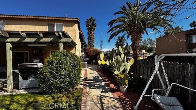 1045 Amarillo Court, Riverside, CA 92501