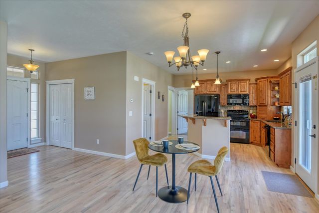 14405 E 5TH Ln, Spokane Valley, WA 99216