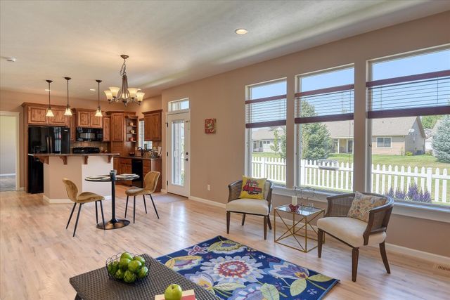 14405 E 5TH Ln, Spokane Valley, WA 99216