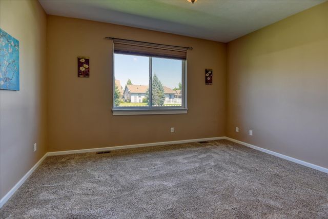 14405 E 5TH Ln, Spokane Valley, WA 99216
