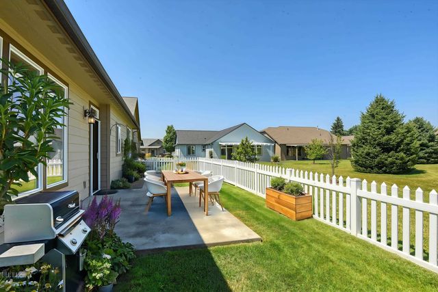 14405 E 5TH Ln, Spokane Valley, WA 99216