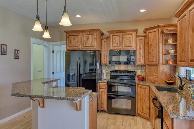 14405 E 5TH Ln, Spokane Valley, WA 99216