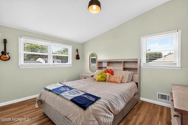54 Stevens Avenue, Old Bridge, NJ 08857