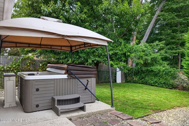 54 Stevens Avenue, Old Bridge, NJ 08857