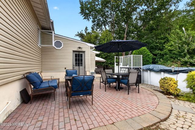 54 Stevens Avenue, Old Bridge, NJ 08857