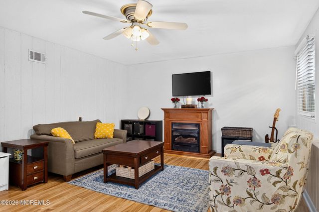 54 Stevens Avenue, Old Bridge, NJ 08857