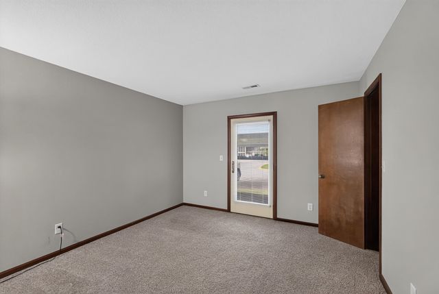 202 PARK DEVILLE PL, Columbia, MO 65203