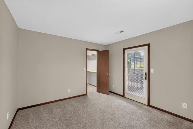 202 PARK DEVILLE PL, Columbia, MO 65203