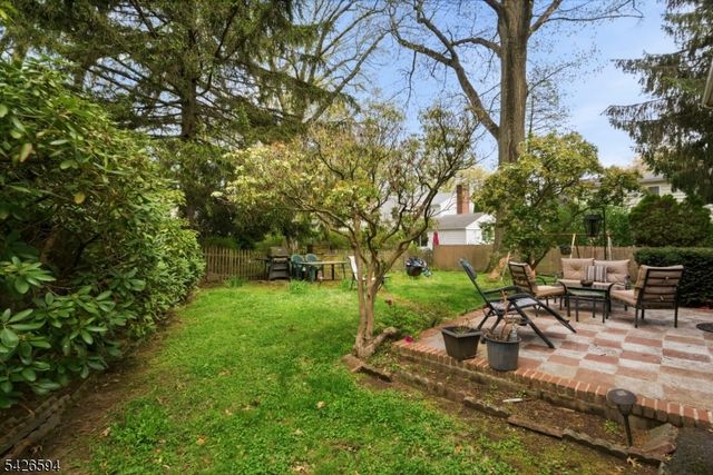 14 Hepworth Pl, West Orange Twp., NJ 07052