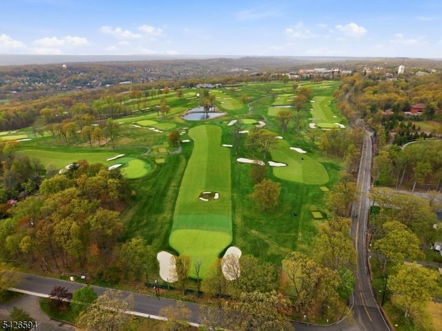 14 Hepworth Pl, West Orange Twp., NJ 07052