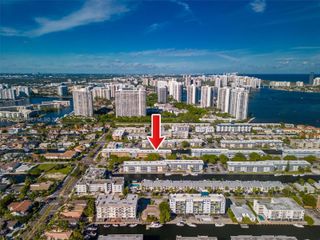 3551 NE 169th St 301, North Miami Beach, FL 33160