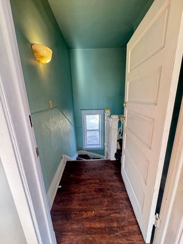 511 N TAYLOR Avenue, Oak Park, IL 60302