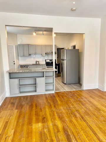 511 N TAYLOR Avenue, Oak Park, IL 60302