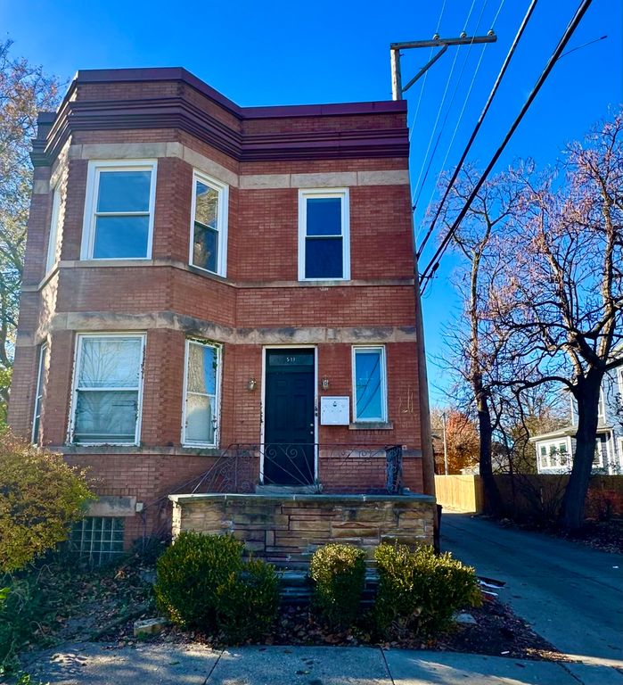 511 N TAYLOR Avenue, Oak Park, IL 60302