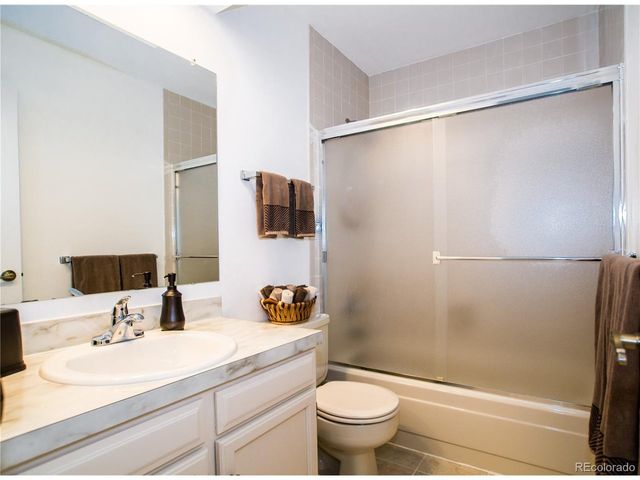 12420 E Pacific Cir A, Aurora, CO 80014