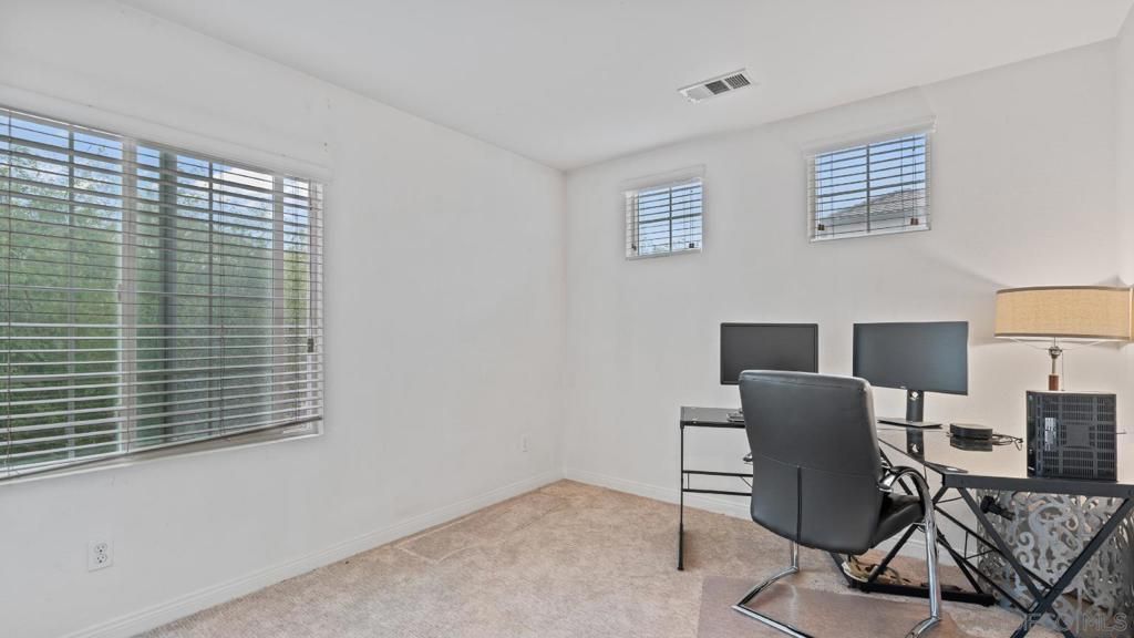 Image 18 of property listing at 1613 Jones St, Chula Vista, CA 91913