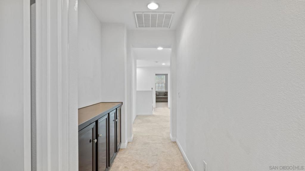 Image 9 of property listing at 1613 Jones St, Chula Vista, CA 91913