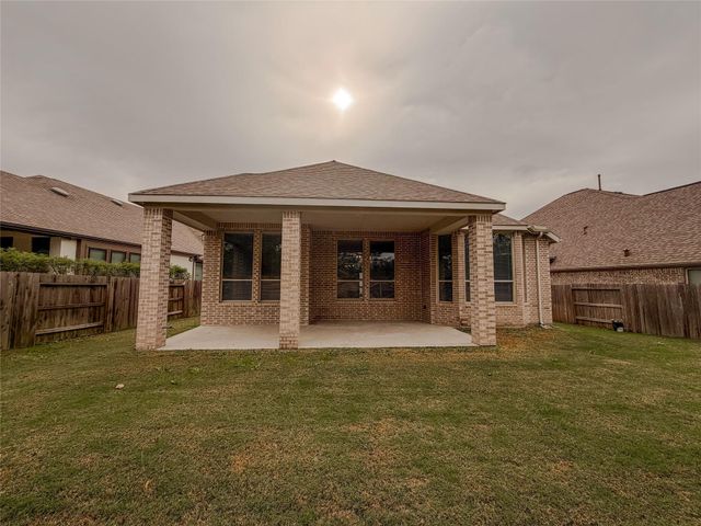 17127 Crimson Crest Drive, Conroe, TX 77302