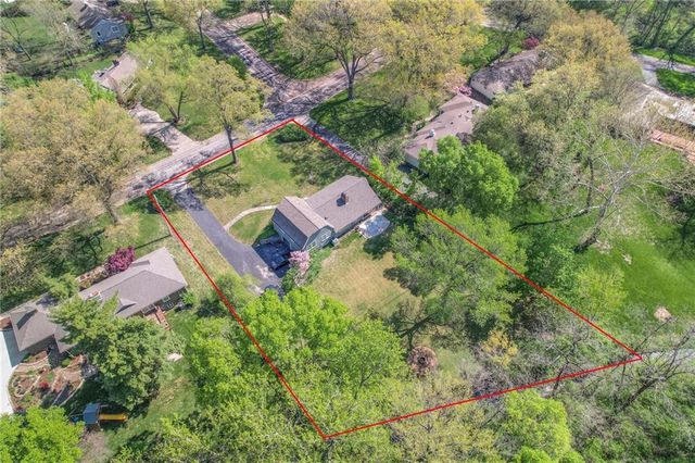 2341 W 98 Street, Leawood, KS 66206