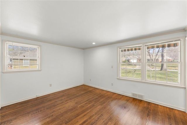 2341 W 98 Street, Leawood, KS 66206