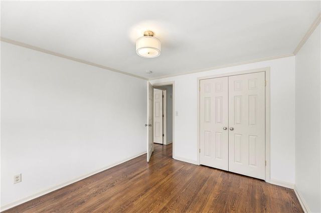 2341 W 98 Street, Leawood, KS 66206