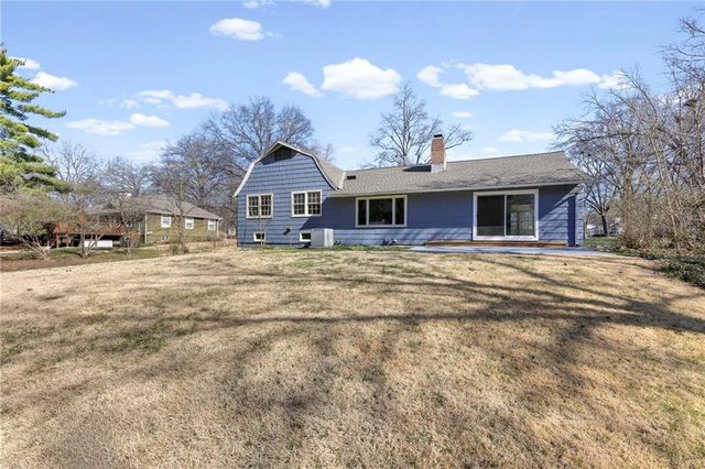 2341 W 98 Street, Leawood, KS 66206