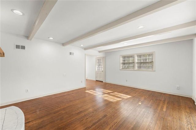 2341 W 98 Street, Leawood, KS 66206