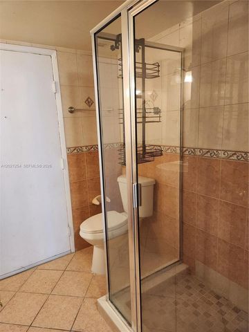 2841 NE 163rd St 815, North Miami Beach, FL 33160