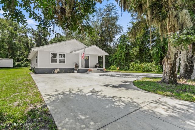 3615 WEAVER Road, Palatka, FL 32177