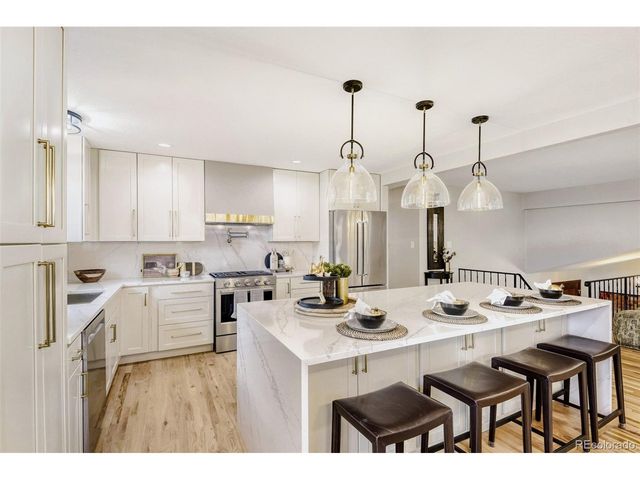 3111 S Holly Pl, Denver, CO 80222