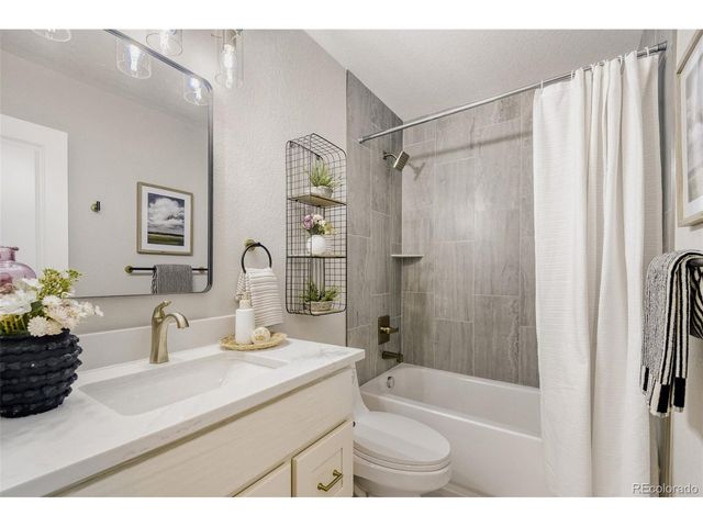 3111 S Holly Pl, Denver, CO 80222