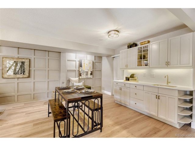 3111 S Holly Pl, Denver, CO 80222