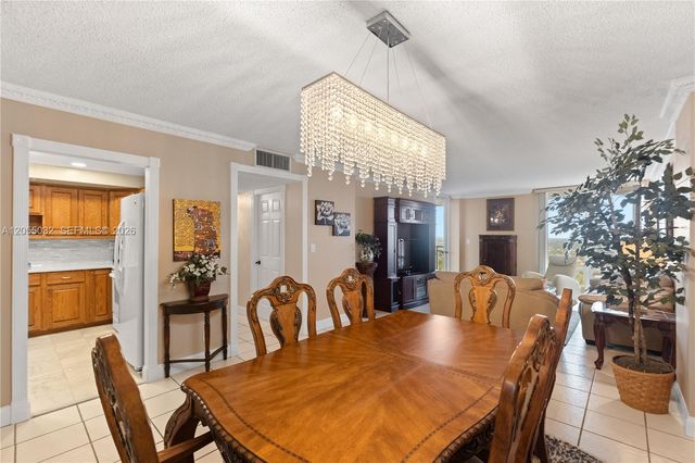 1600 S Ocean Dr 18B, Hollywood, FL 33019