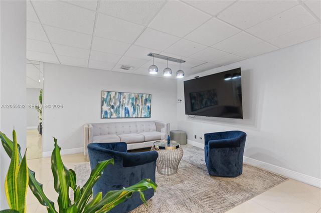1600 S Ocean Dr 18B, Hollywood, FL 33019